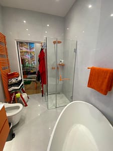 Bathroom renovation London Levic lv